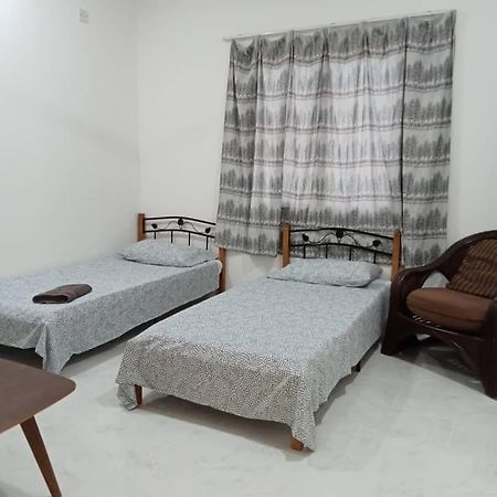 Bilik Umar Apartment Герик Екстериор снимка