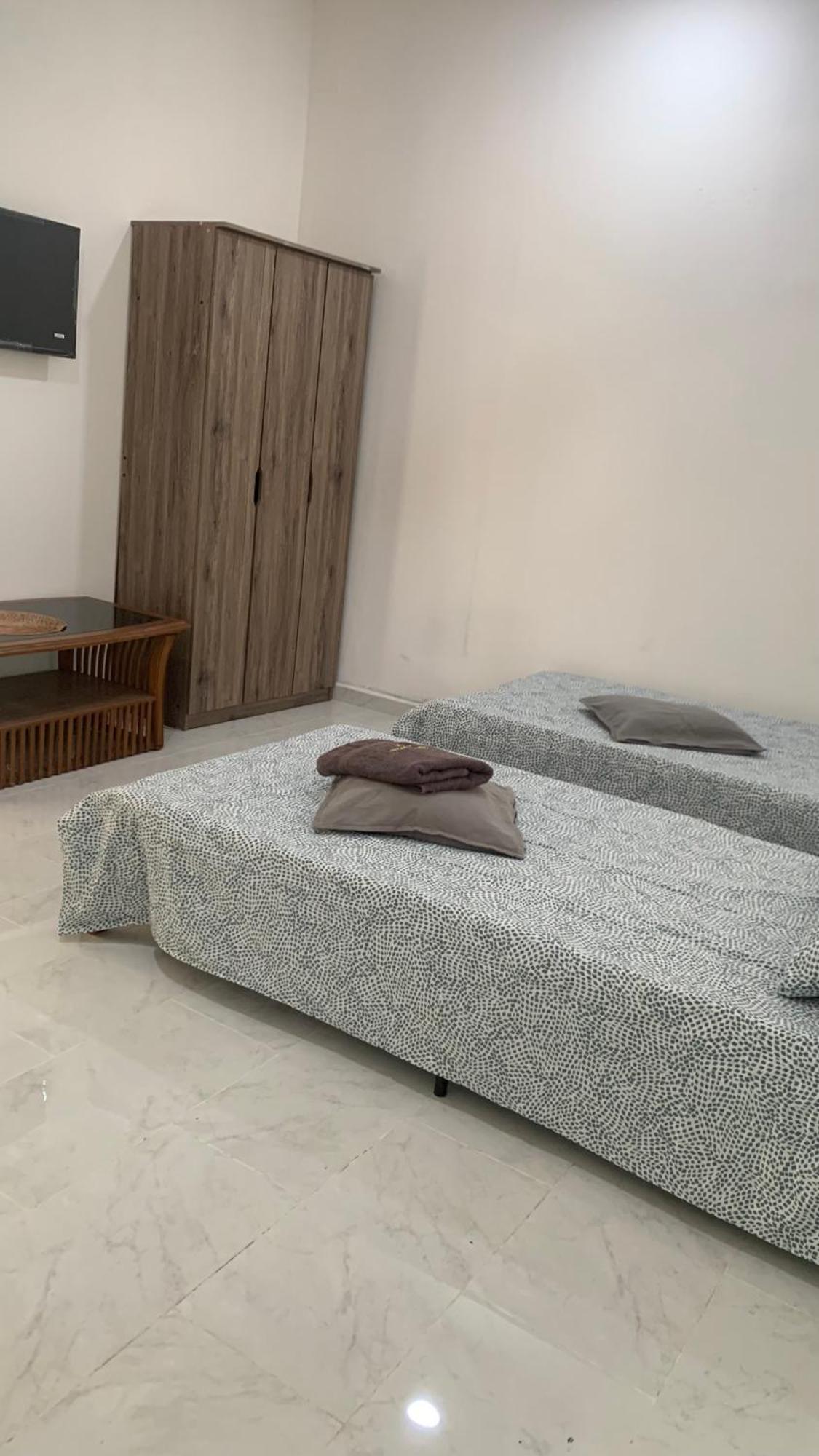 Bilik Umar Apartment Герик Екстериор снимка